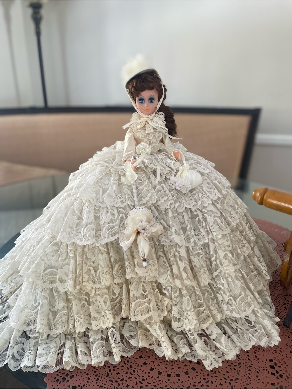 vintage bridal doll .color is ivory and comes with hat,purse and umbrella.